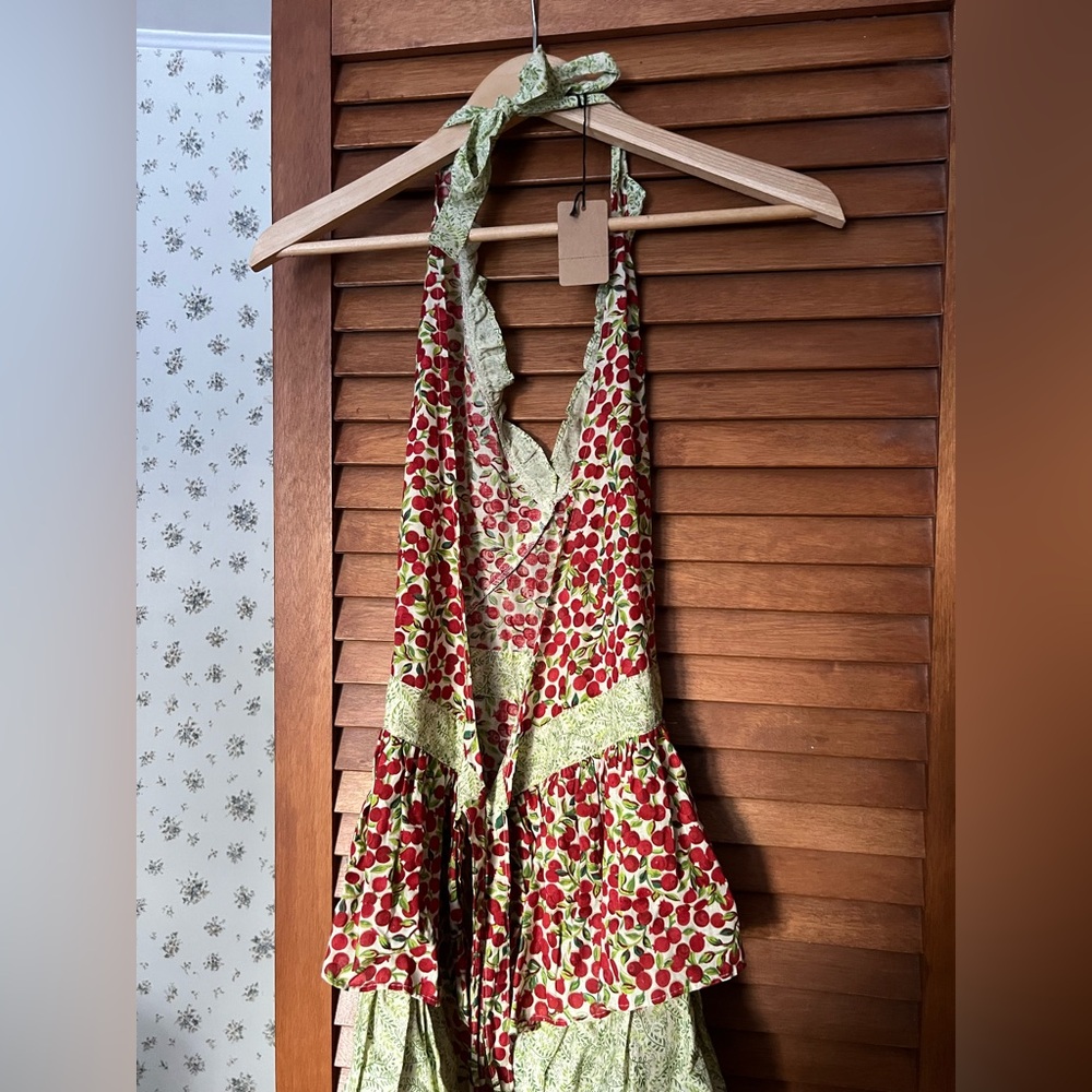 Floral Ruffle Apron - Picture 4 of 4